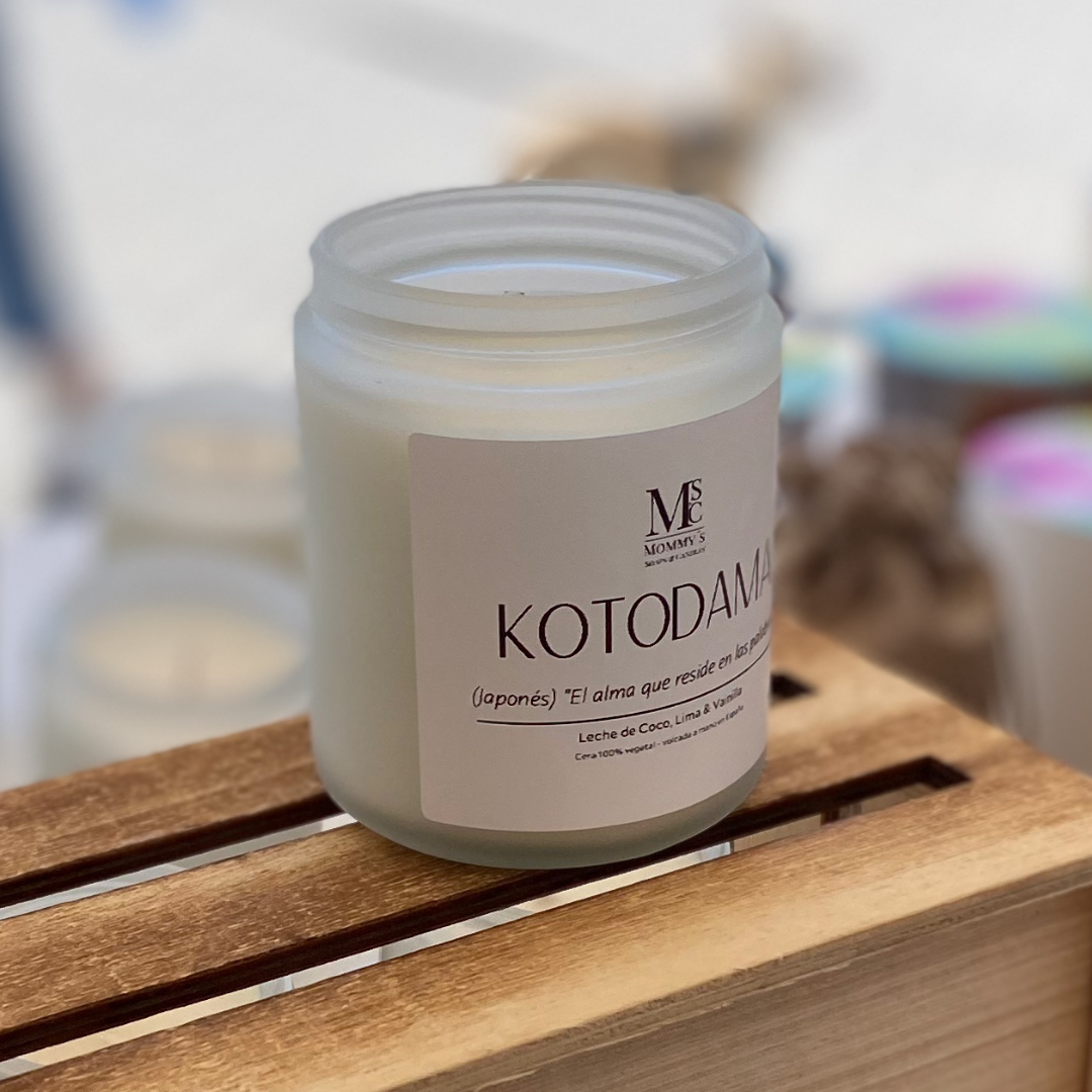 Vela Aromática Kotodama - Leche de Coco/Lima/Vainilla