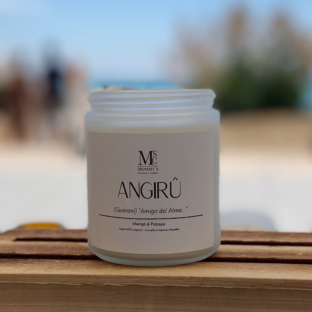 Friendly Aromatic Candle